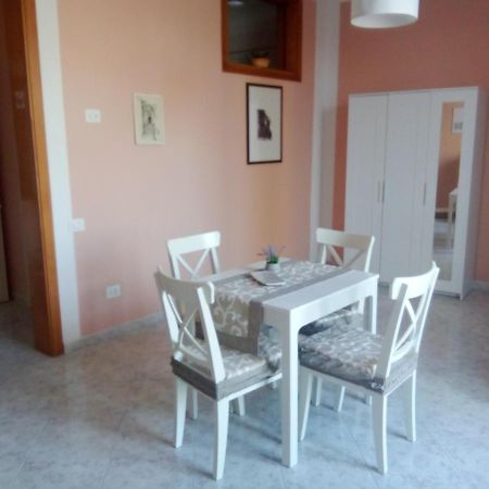 Apartmán Al Crocifisso...Da Nonna Pia Salerno Exteriér fotografie