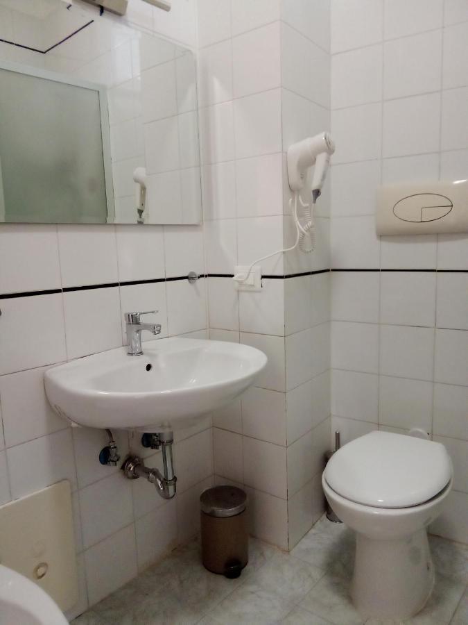 Apartmán Al Crocifisso...Da Nonna Pia Salerno Exteriér fotografie
