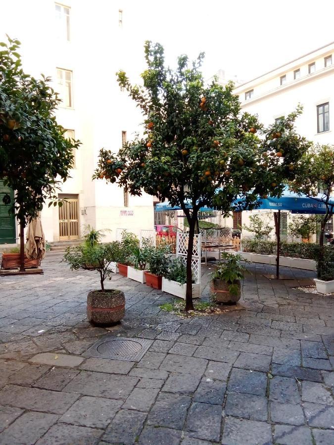 Apartmán Al Crocifisso...Da Nonna Pia Salerno Exteriér fotografie