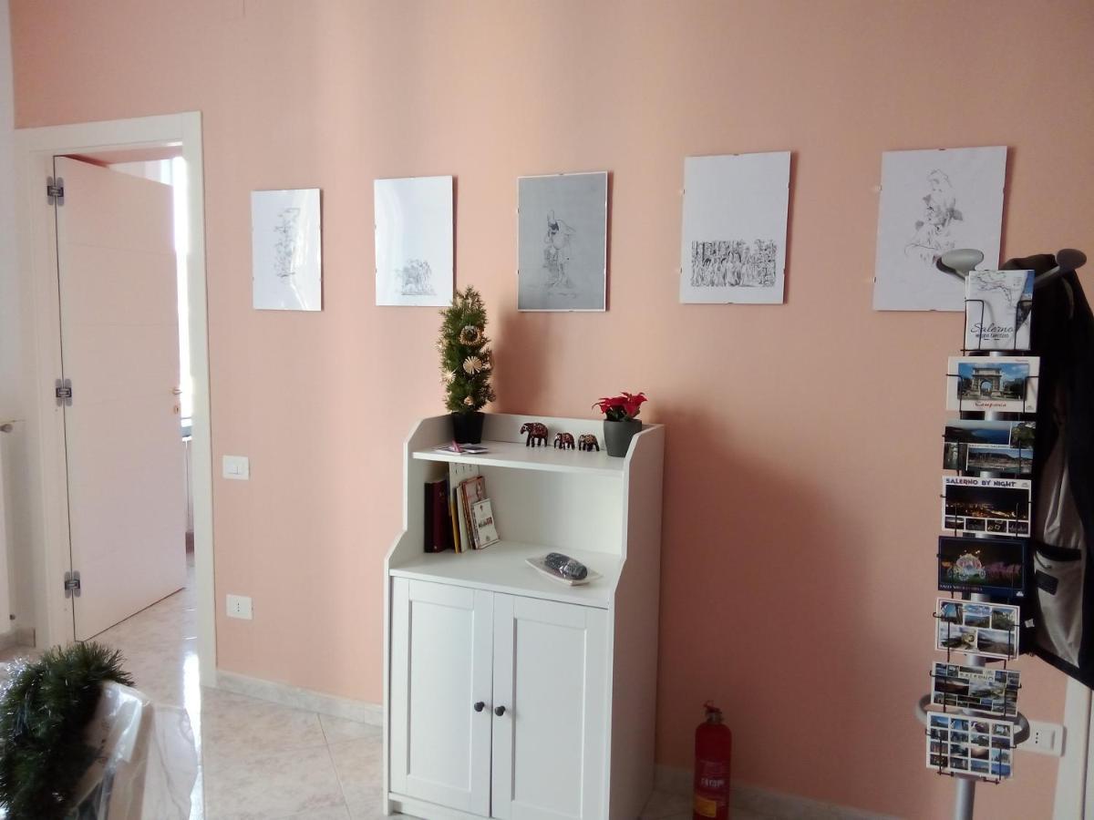 Apartmán Al Crocifisso...Da Nonna Pia Salerno Exteriér fotografie