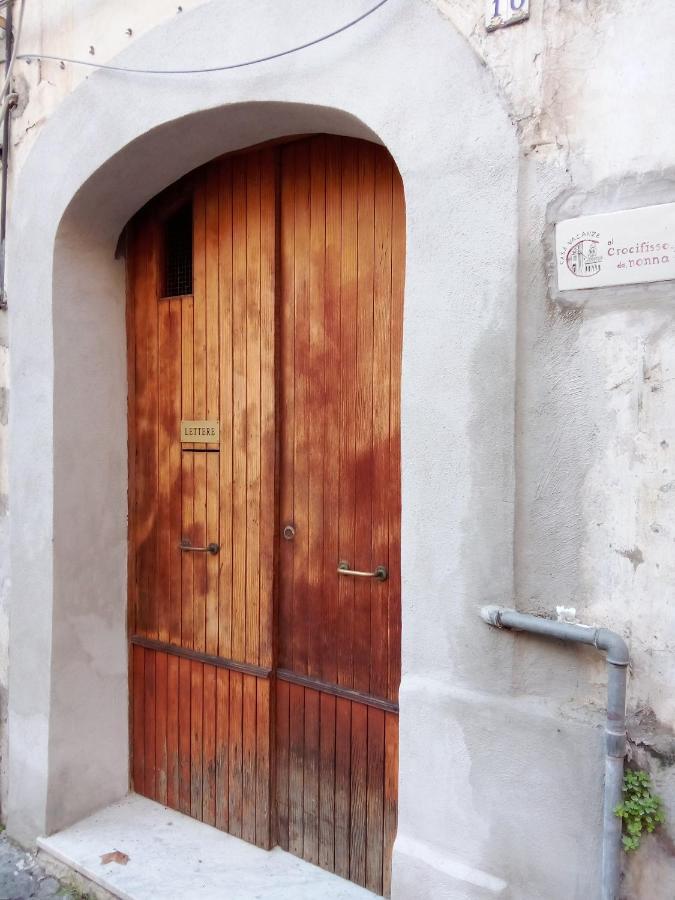 Apartmán Al Crocifisso...Da Nonna Pia Salerno Exteriér fotografie