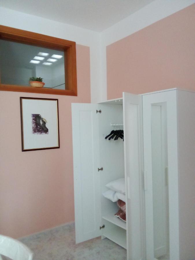 Apartmán Al Crocifisso...Da Nonna Pia Salerno Exteriér fotografie